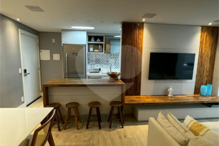 Apartamento à venda com 2 quartos, sendo 1 suíte,  em Jardim Vazani, São Paulo, SP
