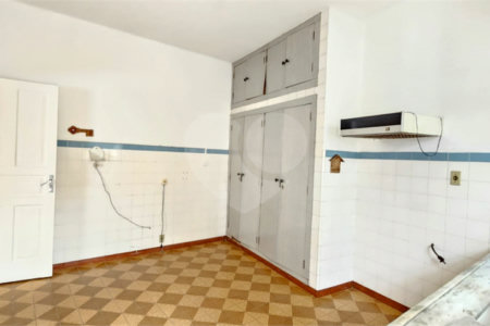 Casa à venda com 4 quartos em Vila Hamburguesa, São Paulo, SP