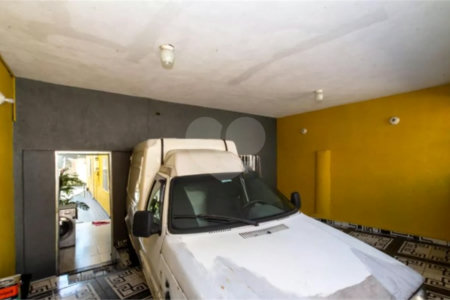 Casa à venda com 5 quartos, sendo 1 suíte, em Vila Rosália, Guarulhos, SP