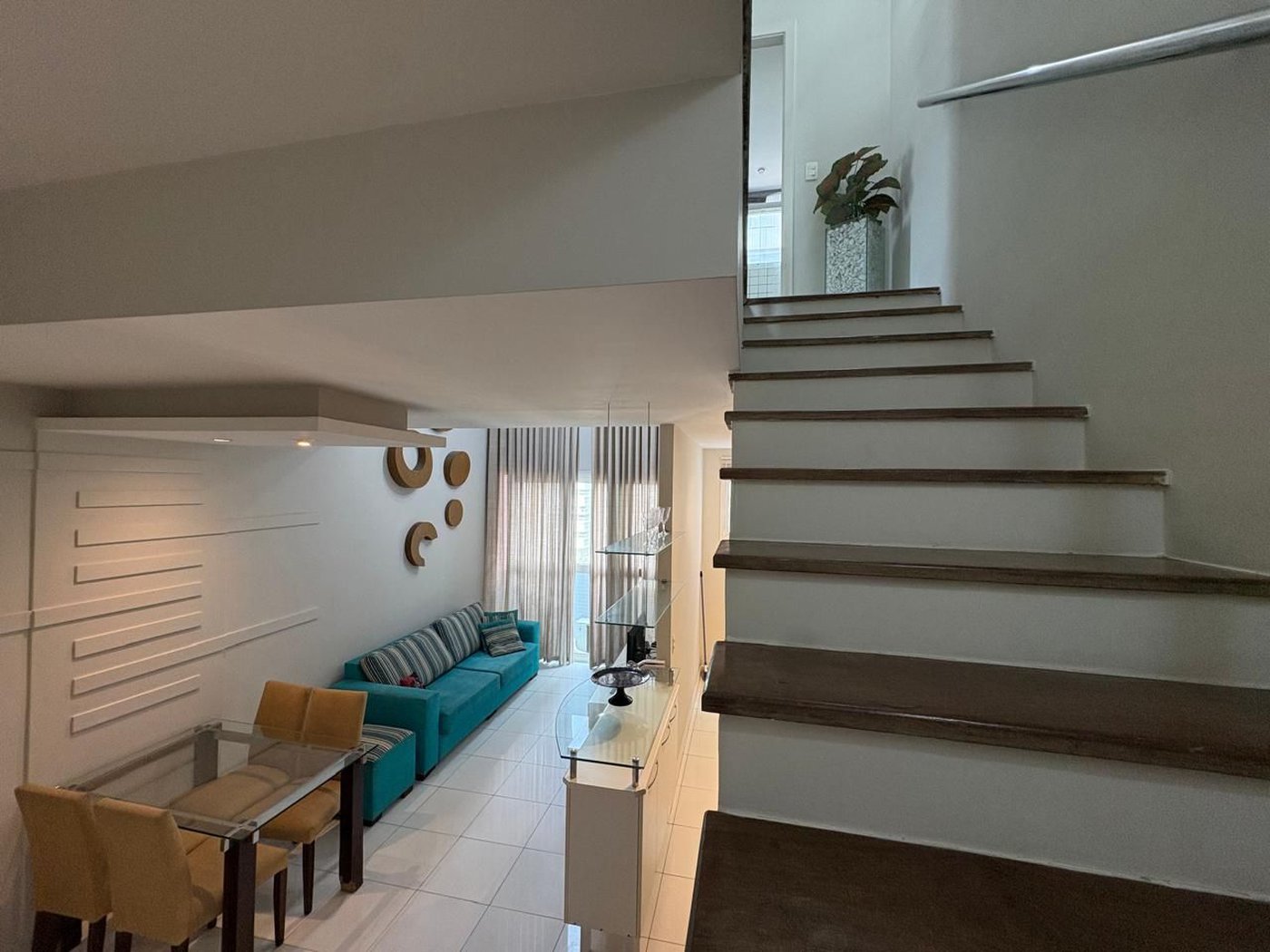 Apartamento com 2 dormitórios à venda, 78 m² por R$ 640.000,00 - Gonzaga - Santos/SP