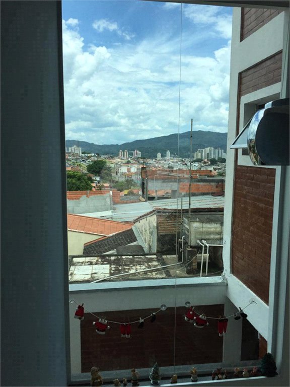 Sobrado à venda com 3 quartos, sendo 1 suíte,  em Alto da Boa Vista, Mogi das Cruzes, SP
