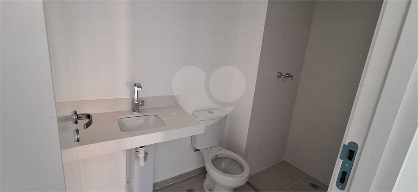 Apartamento à venda com 3 quartos, sendo 1 suíte, em Barra Funda, São Paulo, SP