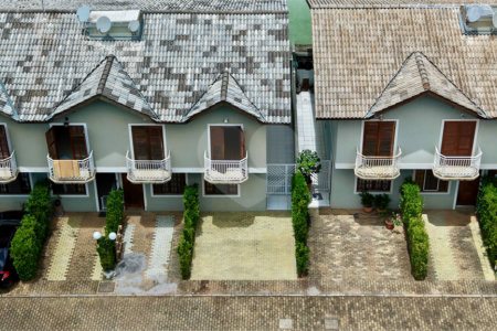 Casa à venda com 2 quartos no condomínio Portal dos Gamez, Atibaia - SP