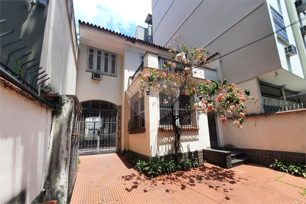 Casa à venda com 3 quartos, sendo 1 suíte, em Tijuca, Rio de Janeiro, RJ