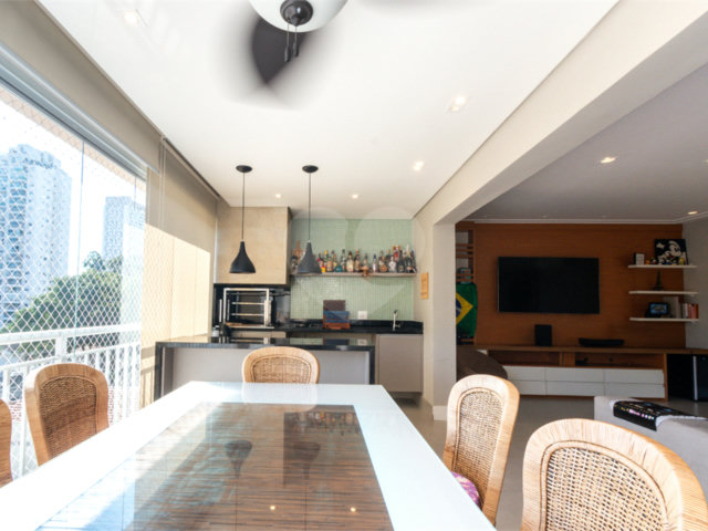 Apartamento à venda com 4 quartos, sendo 2 suítes,  em Brooklin, São Paulo, SP