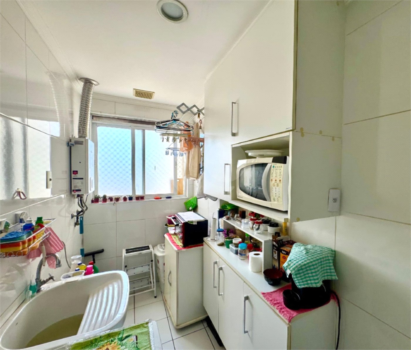 Apartamento à venda com 3 quartos, sendo 1 suíte, em Vila Galvão, Guarulhos, SP