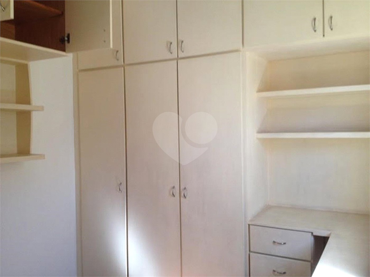 Sobrado à venda com 4 quartos, sendo 2 suítes,  em Jardim Bonfiglioli, São Paulo, SP