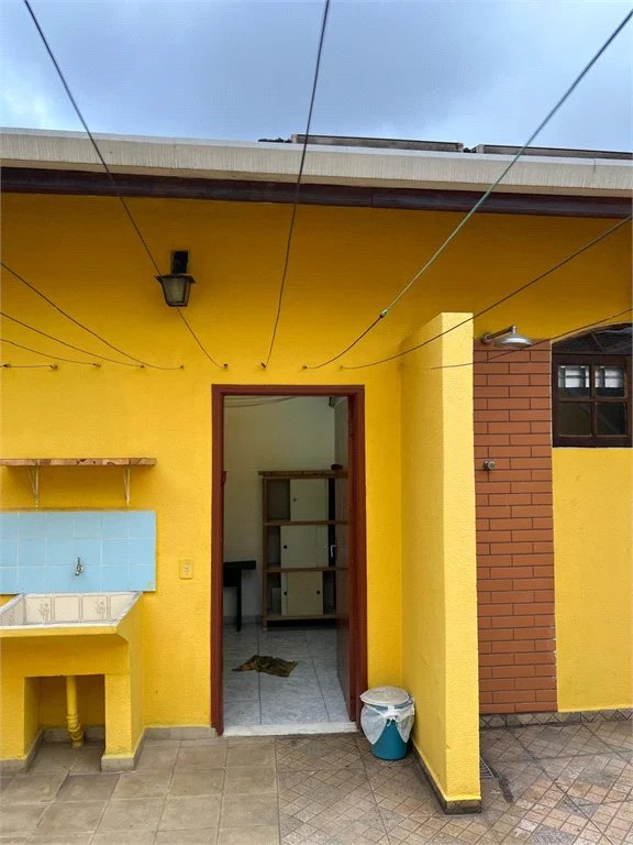Sobrado à venda com 5 quartos, sendo 2 suítes, em Vila Universitária, São Paulo, SP