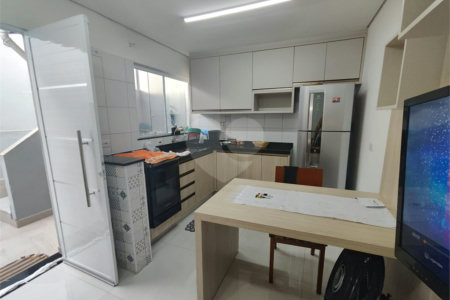 Casa Térrea à venda com 4 quartos, sendo 1 suíte,  em Vila Esperança, Atibaia, SP