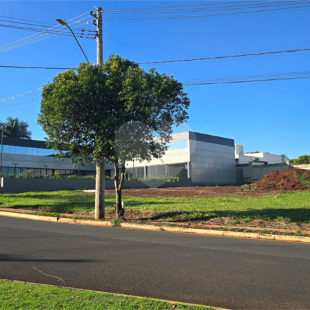 Terreno à venda em Jardim São Camilo, Araraquara, SP