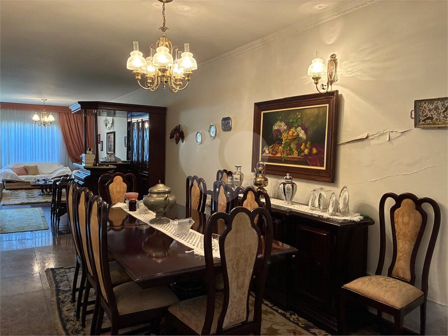 Casa à venda com 3 quartos, sendo 1 suíte,  em Vila Galvão, Guarulhos, SP