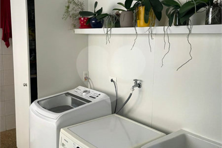 Apartamento à venda com 4 suítes em Morumbi, São Paulo, SP