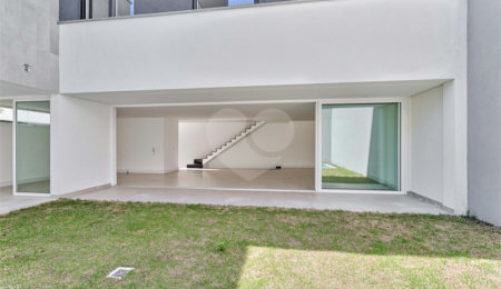 Casa à venda com 4 suítes no condomínio Edifício Jade, São Paulo - SP