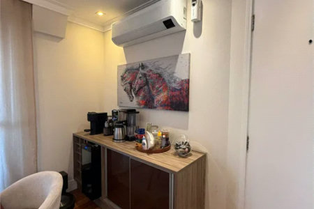 Apartamento à venda com 2 suítes em Jardim Londrina, São Paulo, SP