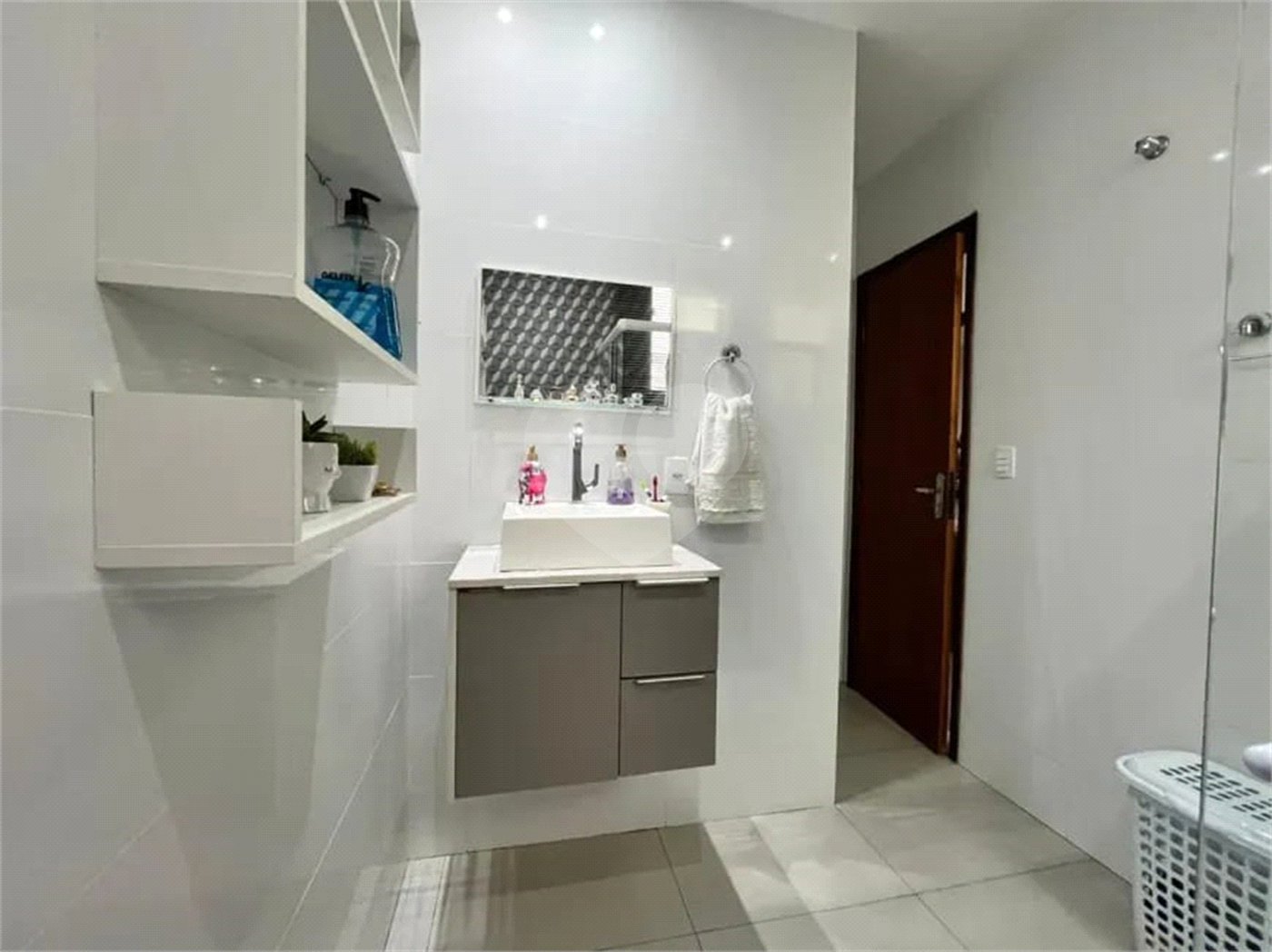 Casa de Vila à venda com 4 quartos, sendo 2 suítes, em Tijuca, Rio de Janeiro, RJ