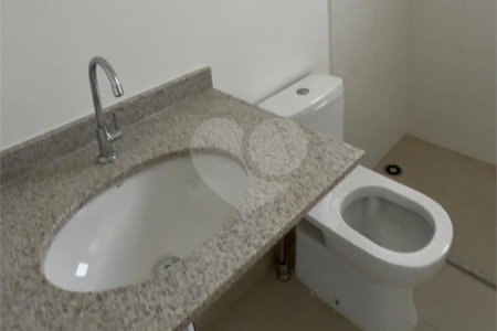 Apartamento à venda com 2 quartos, sendo 1 suíte, em Alto da Boa Vista, São Paulo, SP