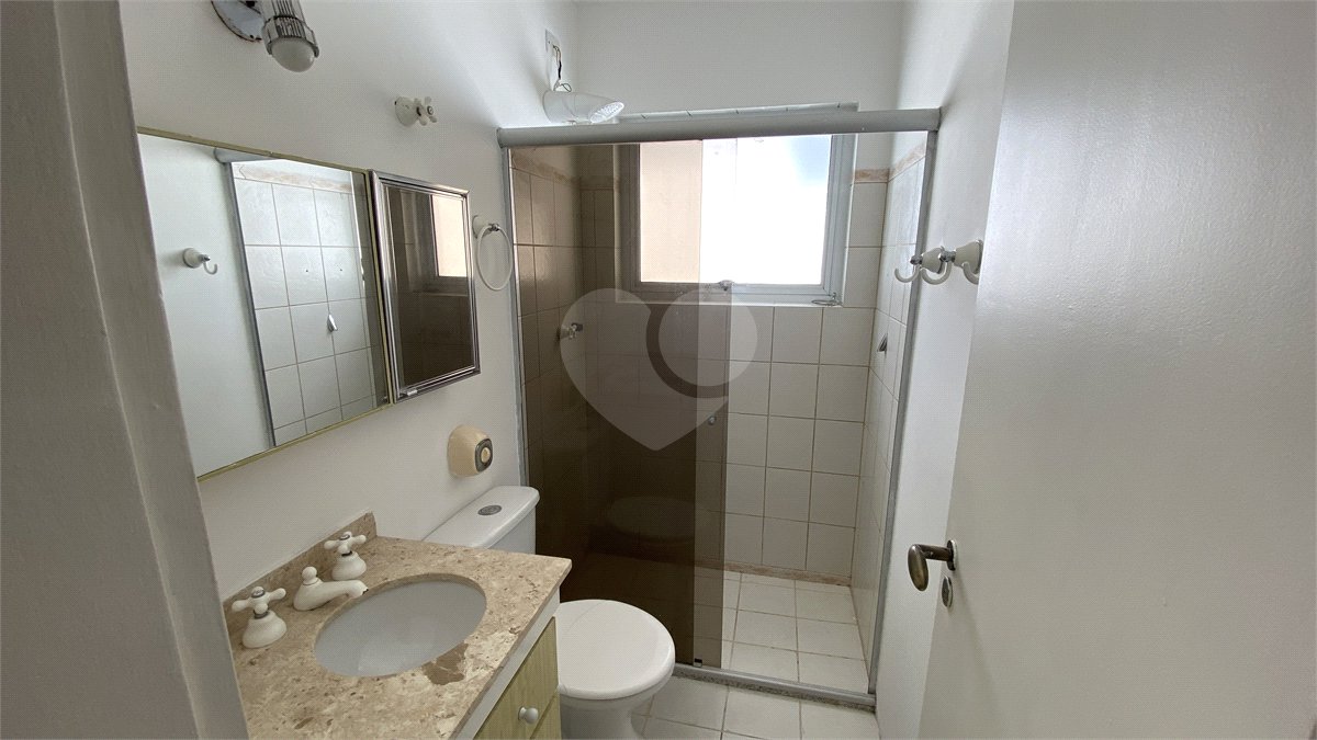 Sobrado à venda com 3 quartos, sendo 1 suíte, em Brooklin Velho, São Paulo, SP