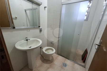 Sobrado à venda com 3 quartos, sendo 1 suíte, em Campo Grande, São Paulo, SP