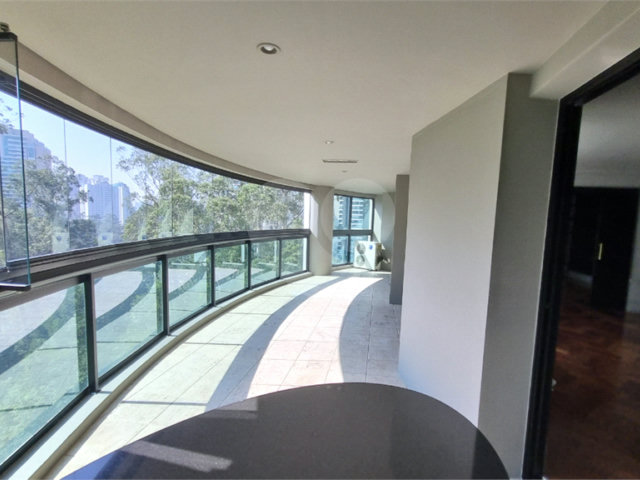 Apartamento para alugar com 6 quartos, sendo 4 suítes,  em Panamby, São Paulo, SP