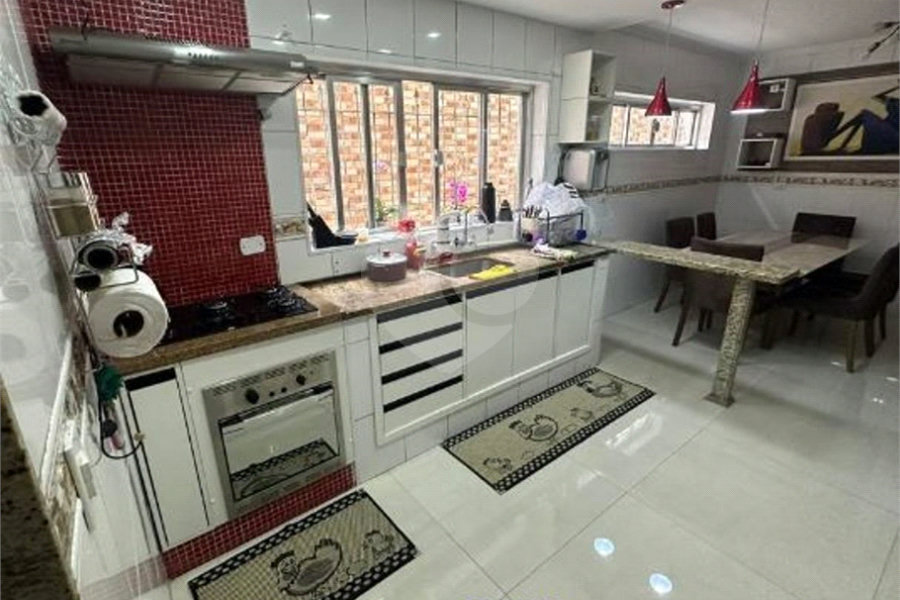 Sobrado à venda com 3 quartos, sendo 1 suíte, em Jardim Aricanduva, São Paulo, SP