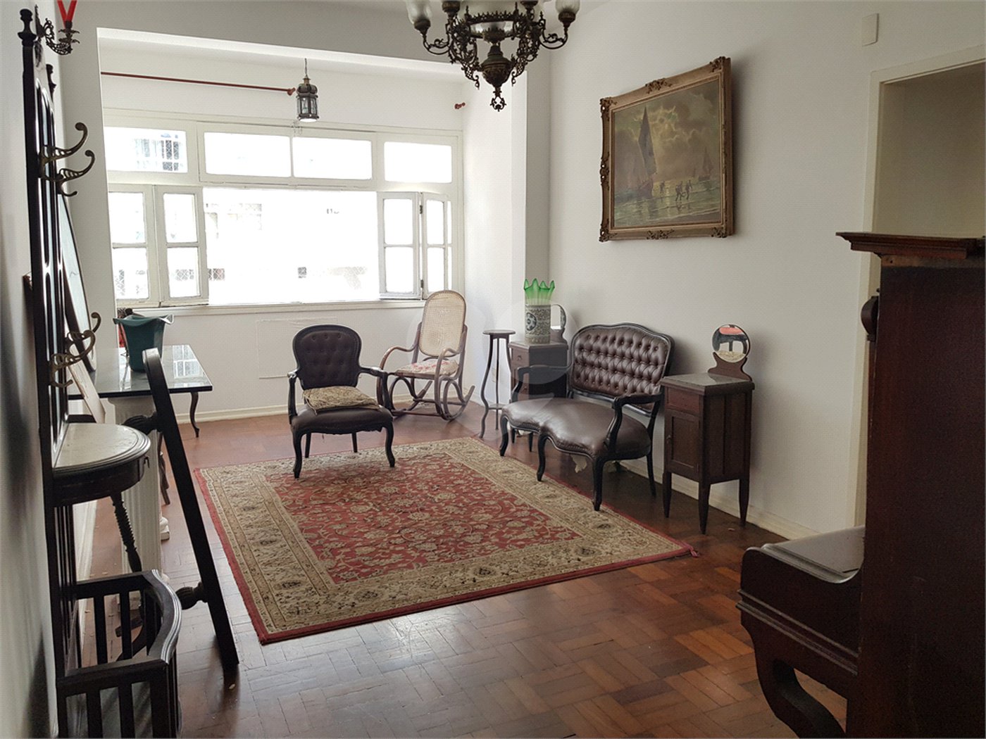 Apartamento à venda com 3 quartos, sendo 1 suíte,  em Copacabana, Rio de Janeiro, RJ