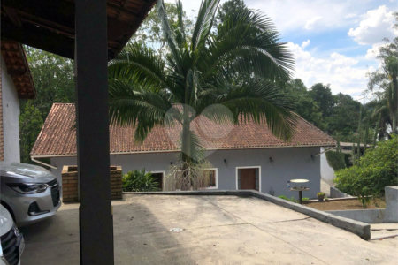 Casa à venda com 3 suítes em Dos Finco, São Bernardo do Campo, SP