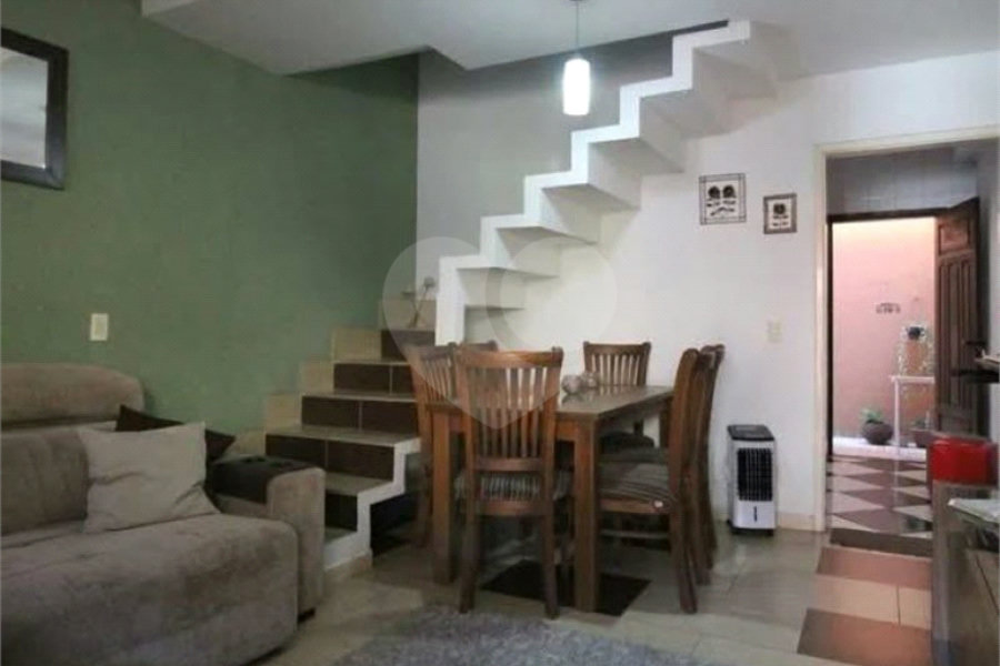 Casa à venda com 2 quartos no condomínio Jaragua Village Park, São Paulo - SP