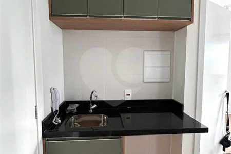 Apartamento com 1 dormitório para Locação no Campo Belo, São Paulo/ SP