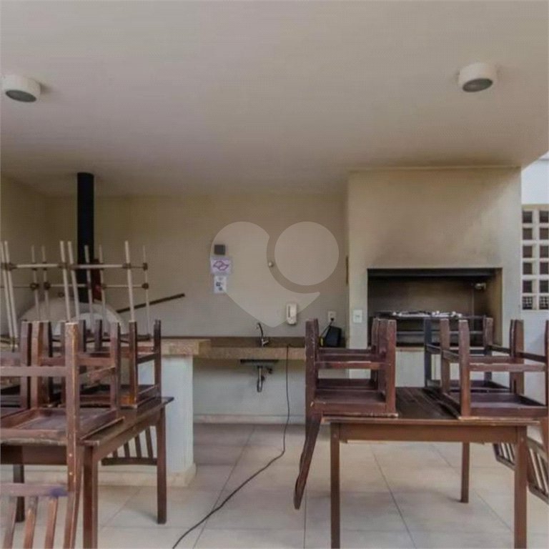 Apartamento no Ipiranga de 68m2 com 2 dorms, 1 suíte, 2 banheiros, 1 vaga. Estuda permuta.