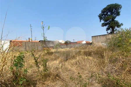 Terreno muito bem localizado
