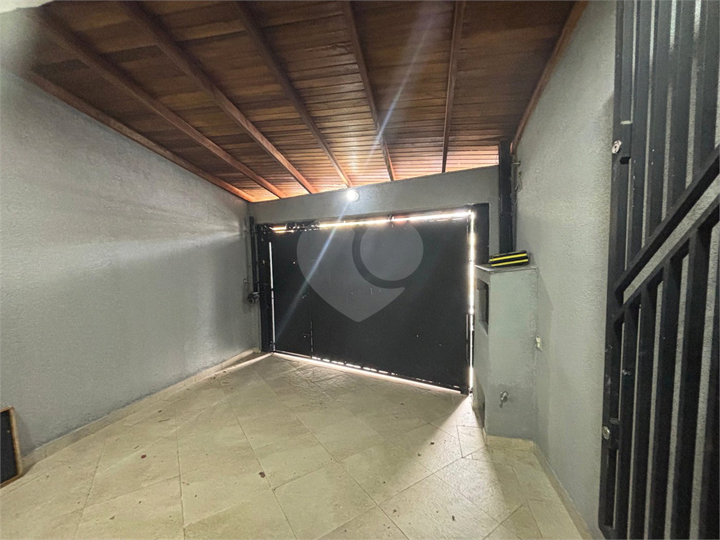 Casa à venda com 3 quartos, sendo 1 suíte,  em Jardim Santa Mena, Guarulhos, SP