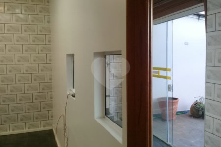 Sobrado à venda com 4 quartos, sendo 2 suítes,  em Jardim Regina, Indaiatuba, SP