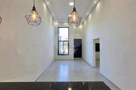Casa à venda com 3 quartos, sendo 1 suíte, no condomínio Horto Florestal Villagio, Sorocaba - SP