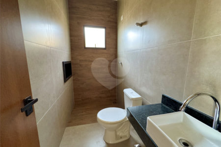 Casa Térrea à venda com 3 quartos, sendo 1 suíte, em Pinheirinho, Atibaia, SP