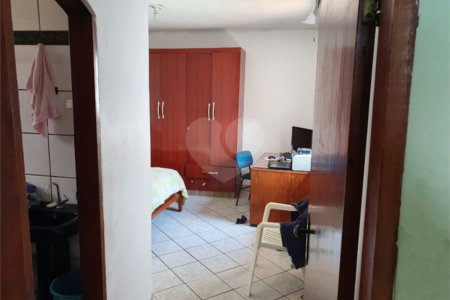 Casa à venda com 3 quartos, sendo 1 suíte, em Jardim Ikeda, Suzano, SP
