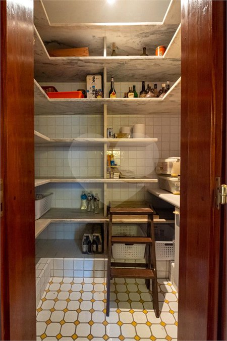Casa à venda com 5 suítes no condomínio Chácara Flora, São Paulo - SP