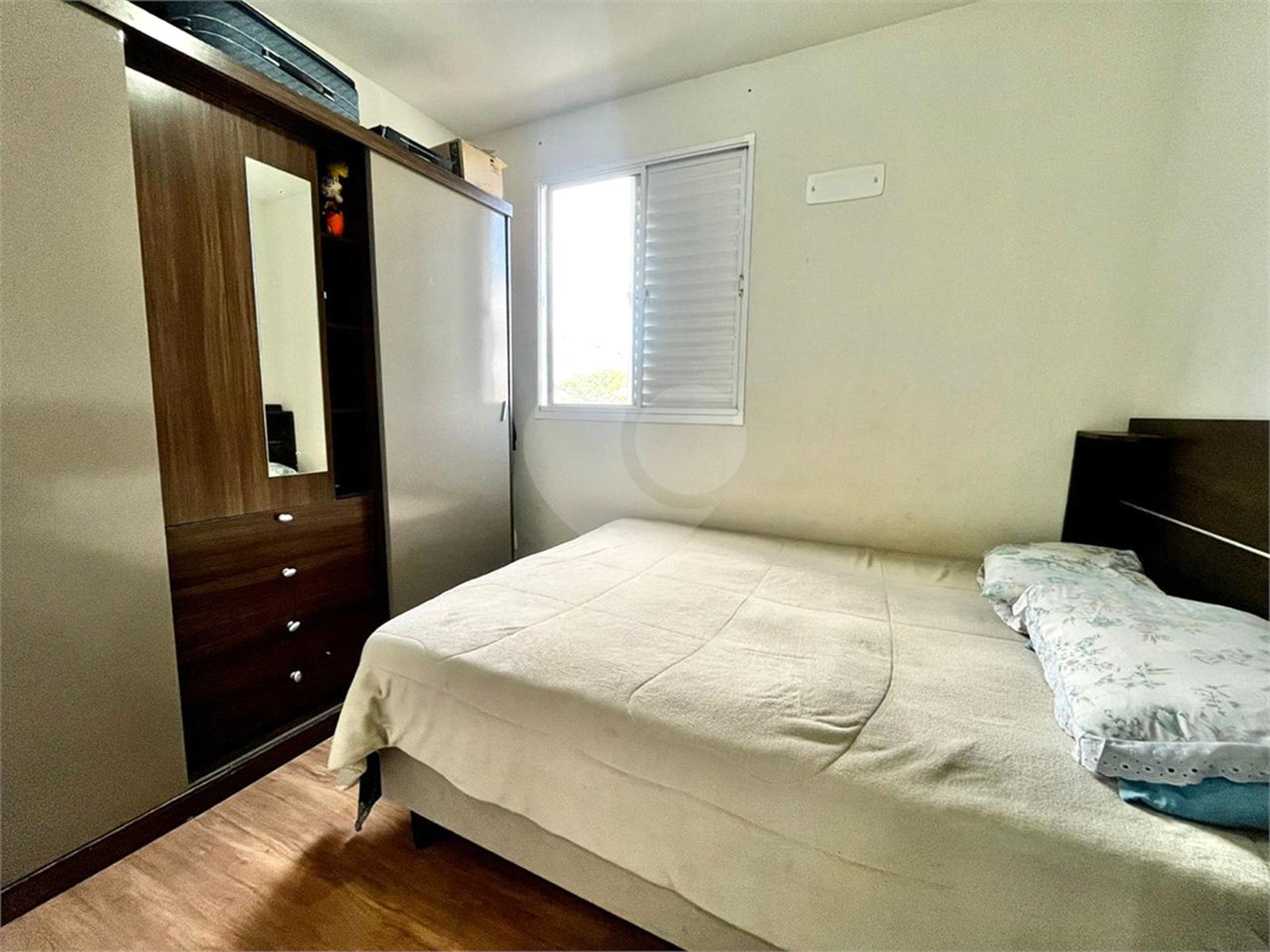 Casa à venda com 2 quartos, sendo 1 suíte,  no condomínio Residencial Jasmin, Itapetininga - SP