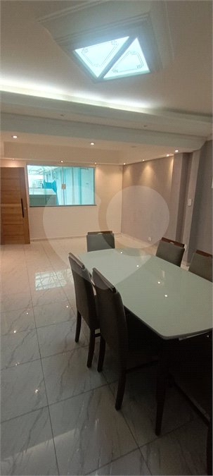 Casa para alugar com 4 quartos, sendo 2 suítes, em Jardim Las Vegas, Santo André, SP