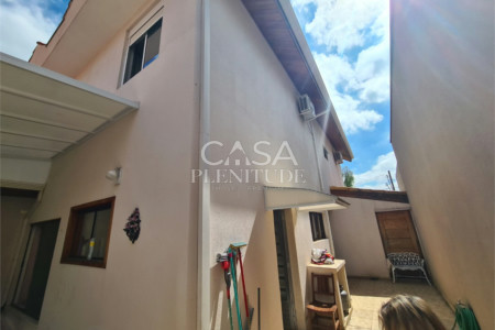 Casa em condomínio à venda com 4 quartos, sendo 3 suítes,  em Granja Olga II, Sorocaba, SP