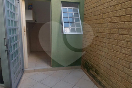 Sobrado à venda com 3 quartos, sendo 1 suíte, em Wanel Ville, Sorocaba, SP
