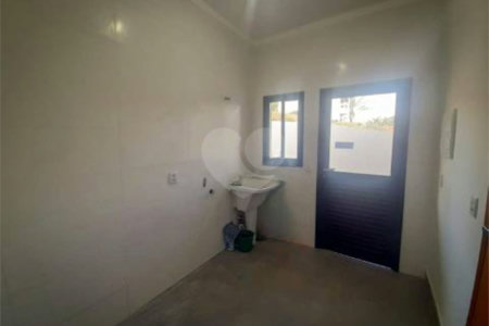 Casa à venda com 3 suítes no condomínio Residencial Jardim Primavera Louveira, Louveira - SP