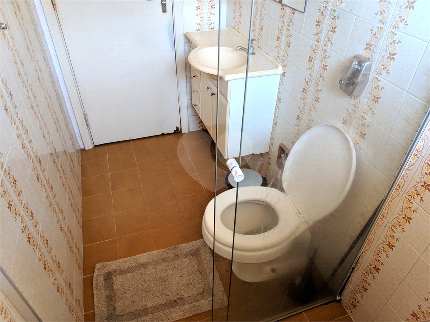 Sobrado à venda com 5 quartos, sendo 1 suíte,  em Vila Nova Conceição, São Paulo, SP