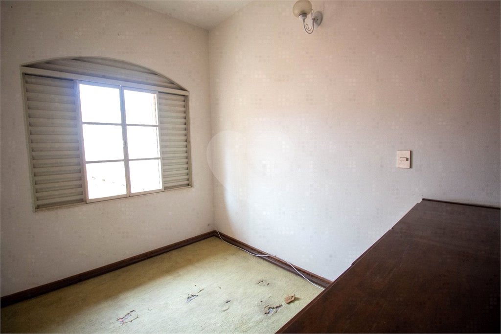 Casa à venda ou para alugar com 4 quartos, sendo 1 suíte, no Centro, São Roque, SP