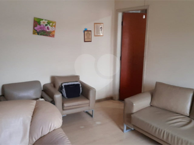 Sobrado à venda com 2 quartos em Tremembé, São Paulo, SP
