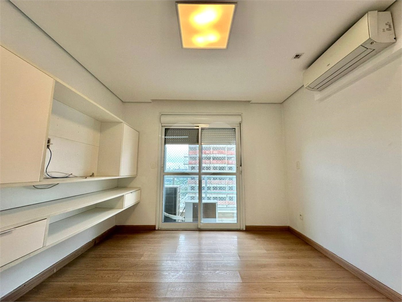Apartamento à venda com 4 quartos, sendo 3 suítes, em Vila Leopoldina, São Paulo, SP