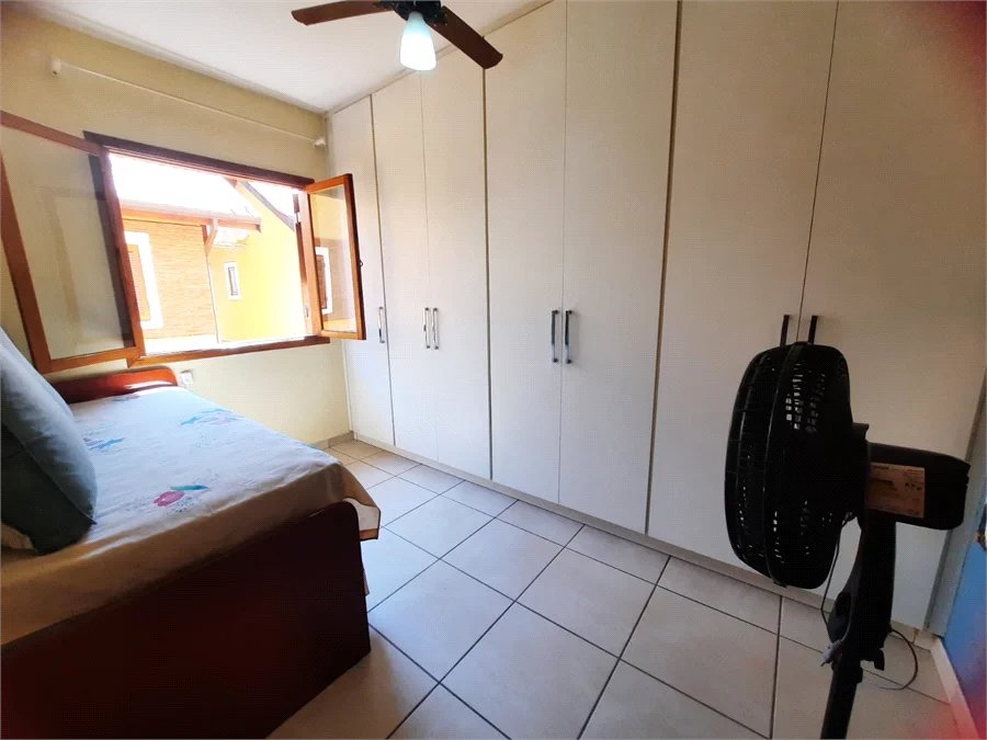 Casa à venda com 3 quartos, sendo 1 suíte, no condomínio Residencial Sol Francisco, São Paulo - SP