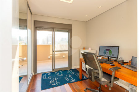 Apartamento à venda com 3 quartos, sendo 1 suíte, em Chácara Santo Antônio (zona Sul), São Paulo, SP