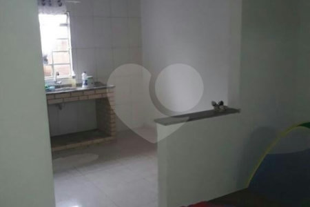Casa à venda com 3 quartos em Jardim Serrano, Votorantim, SP