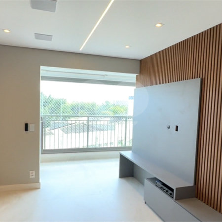 Apartamento à venda com 3 quartos, sendo 1 suíte,  em Parque Industrial Tomas Edson, São Paulo, SP