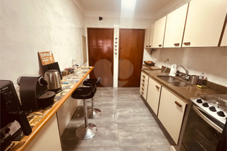Apartamento à venda com 3 quartos, sendo 1 suíte, no Centro, Ribeirão Preto, SP